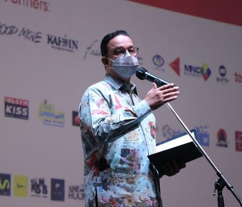 Gubernur DKI Jakarta, Anies Baswedan memberikan sambutan pada Pembukaan Jakarta Film Week 2021, Kamis (18/11) malam. Foto:  Dok: Pemprov DKI Jakarta
